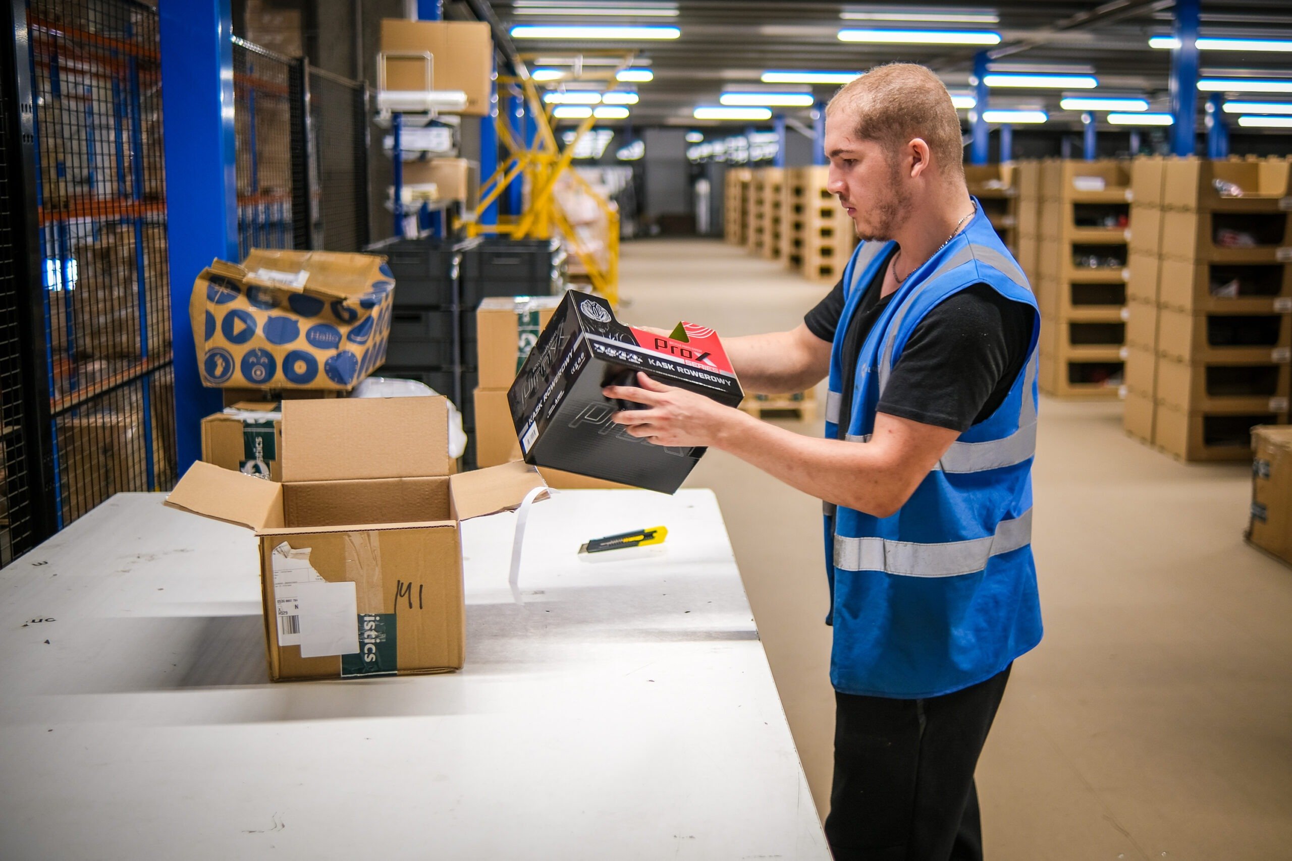 Reverse logistics - fulfilment - in warehouse